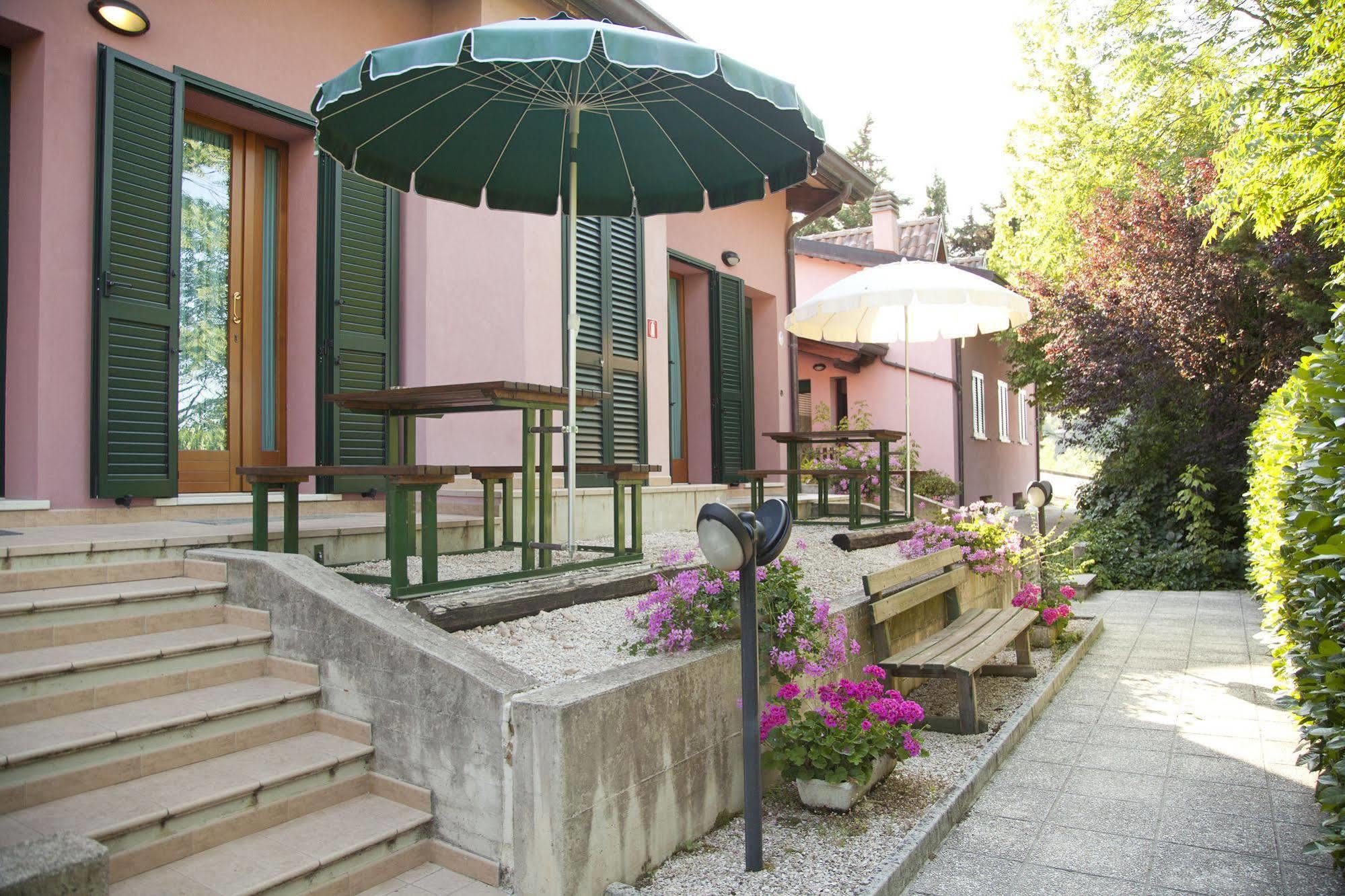Country House Angelo Blu Урбанія Екстер'єр фото