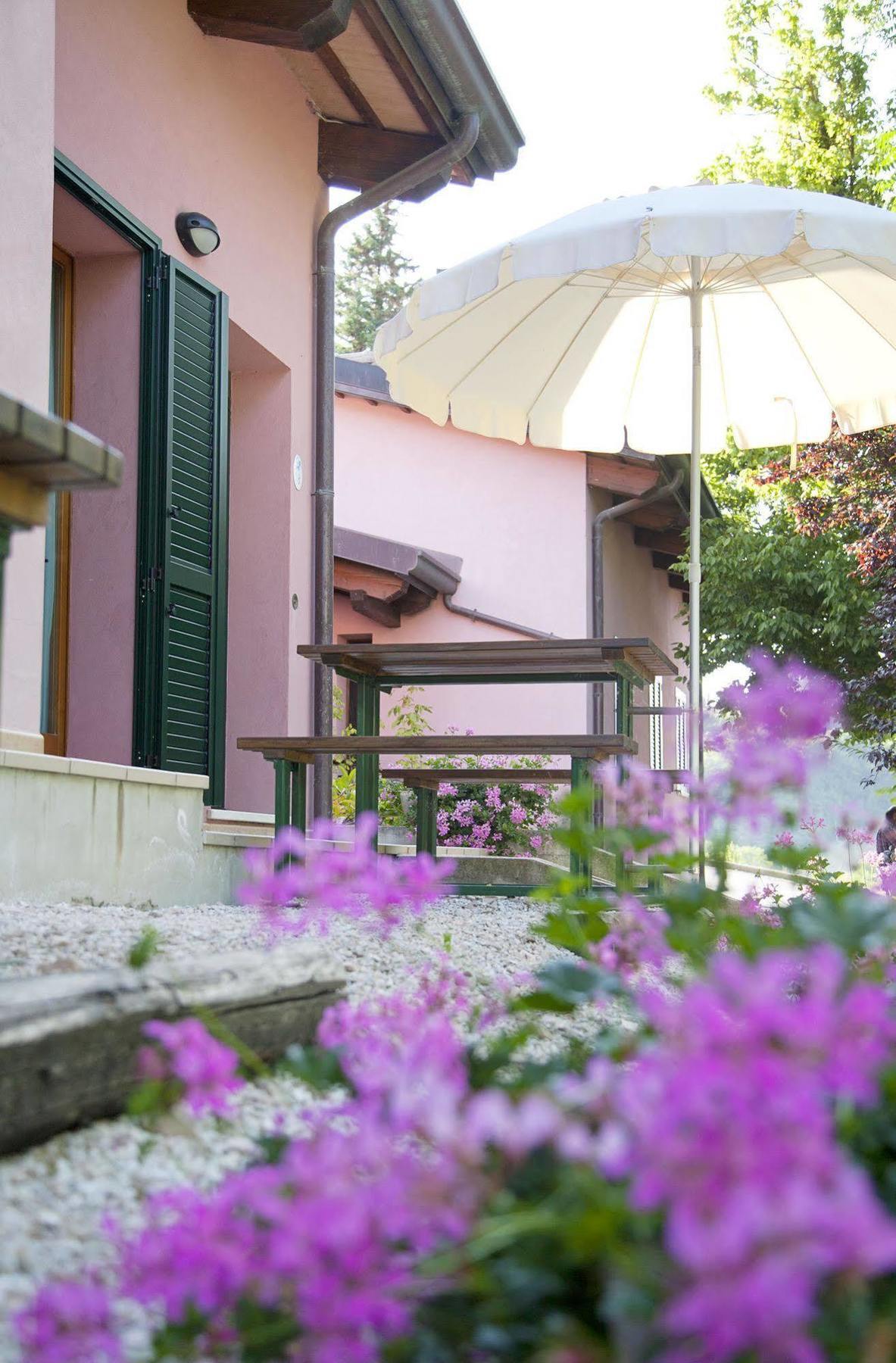 Country House Angelo Blu Урбанія Екстер'єр фото